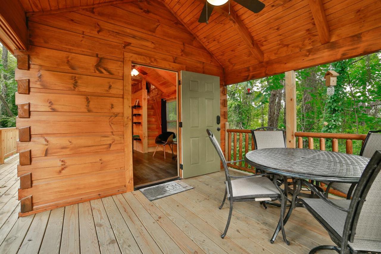 Thomas Cabin Forest Tiny Cabin With Hot Tub Chattanooga Dış mekan fotoğraf