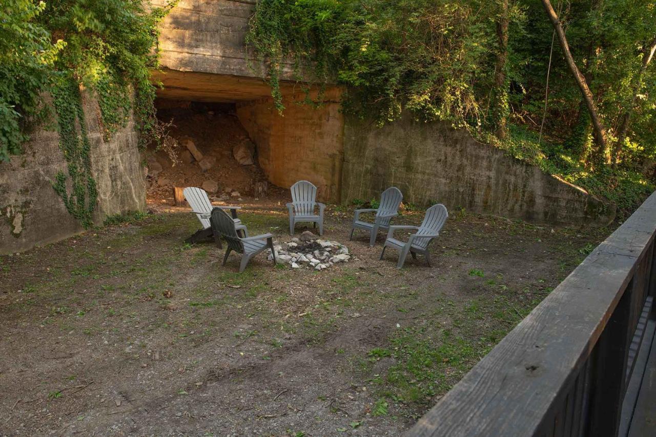 Thomas Cabin Forest Tiny Cabin With Hot Tub Chattanooga Dış mekan fotoğraf
