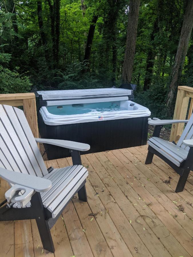 Thomas Cabin Forest Tiny Cabin With Hot Tub Chattanooga Dış mekan fotoğraf