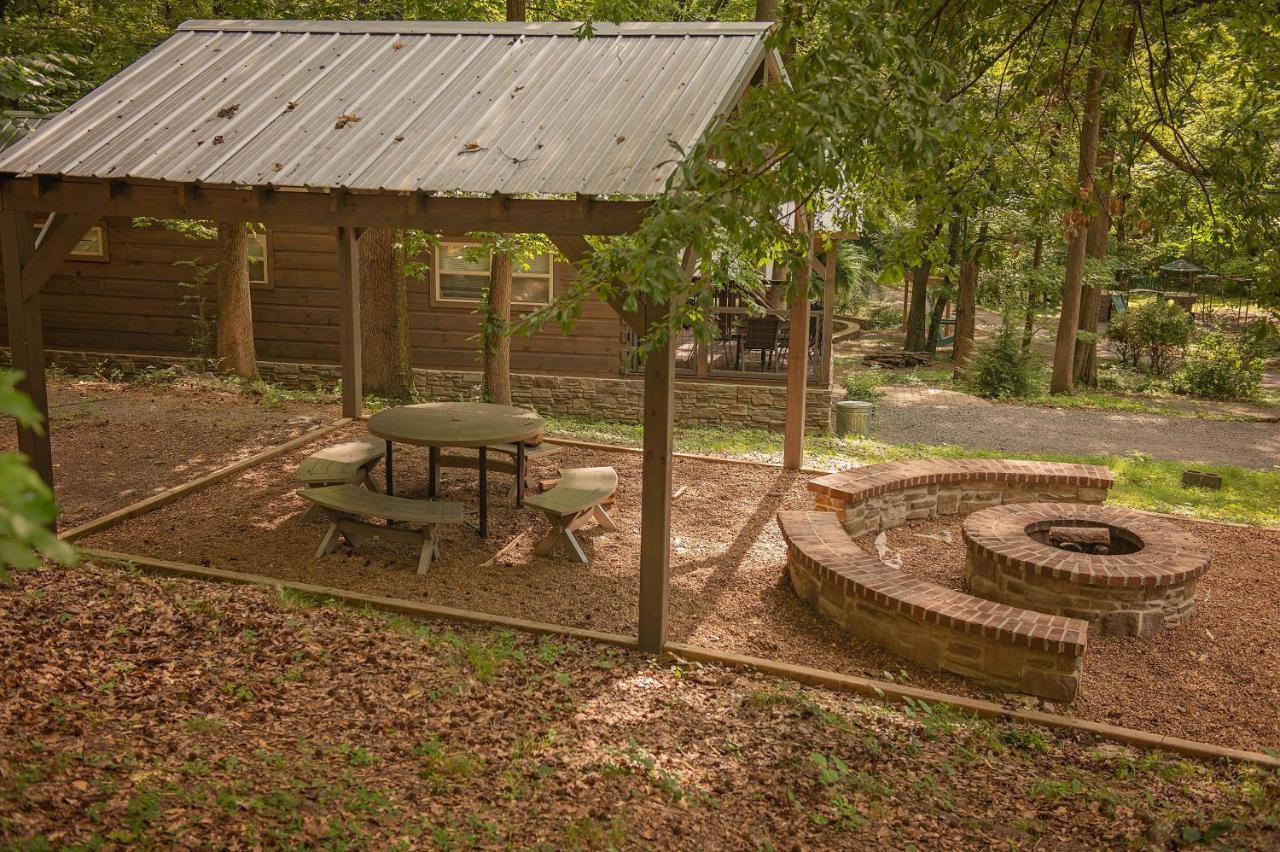 Thomas Cabin Forest Tiny Cabin With Hot Tub Chattanooga Dış mekan fotoğraf